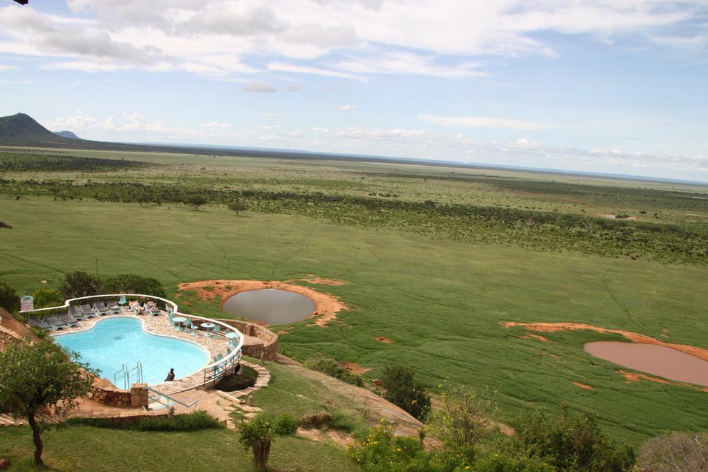 Voi Safari Lodge Rum bild