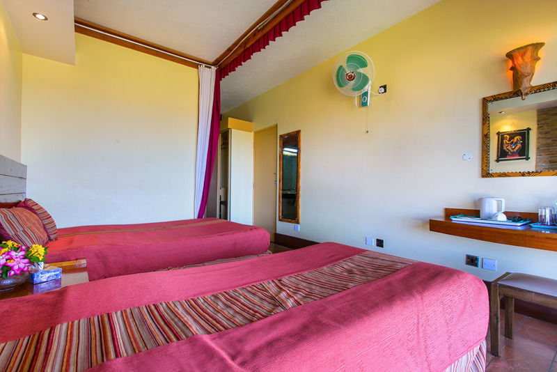 Voi Safari Lodge Exteriör bild