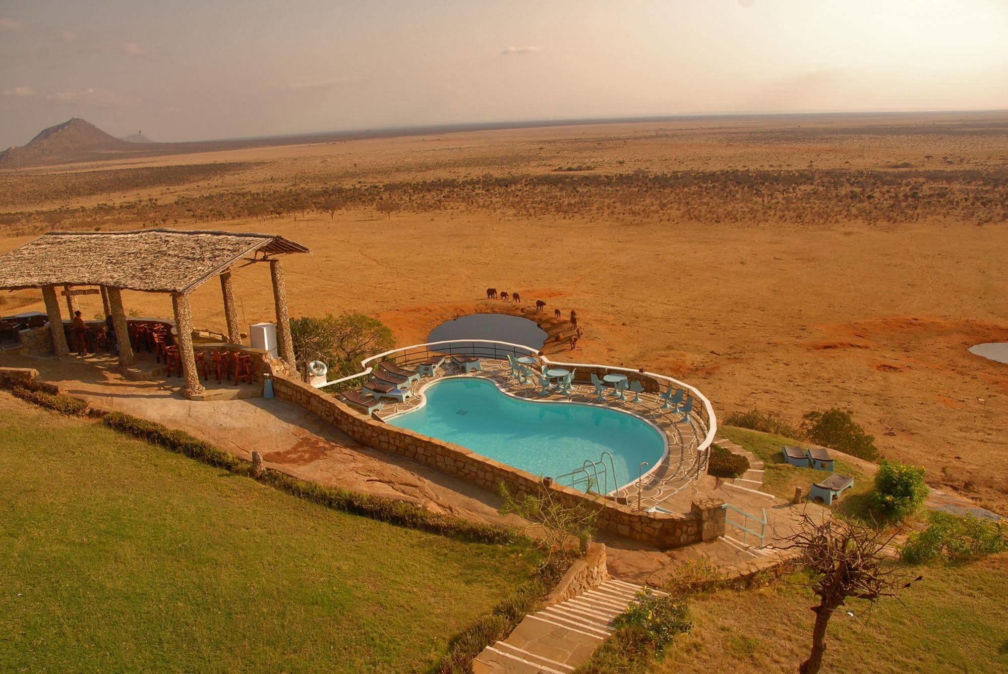 Voi Safari Lodge Exteriör bild